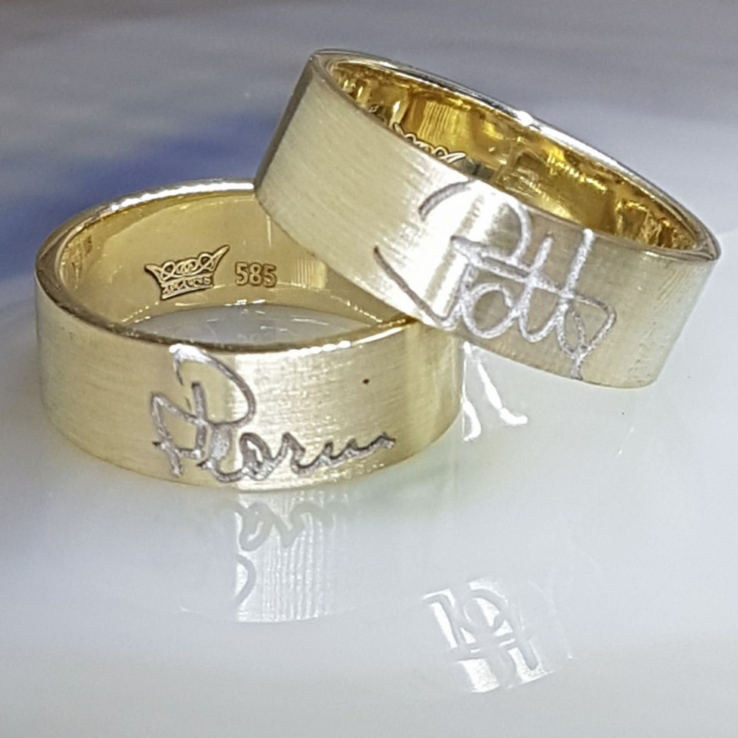 Contact 465855403 8870601709645107 8238230486440727071 n